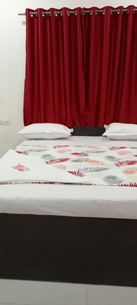 Hotel Sai Santosh Shirdi Rom bilde